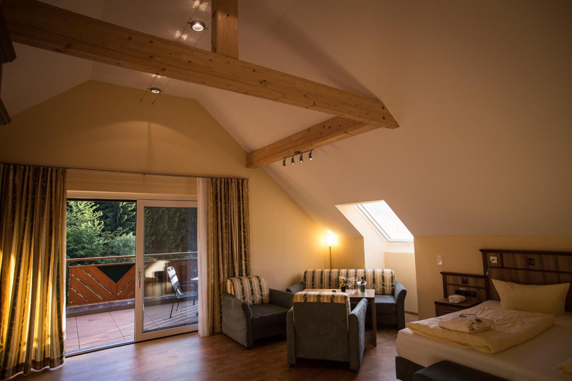 Wald-Hotel Heppe Dammbach 객실 사진