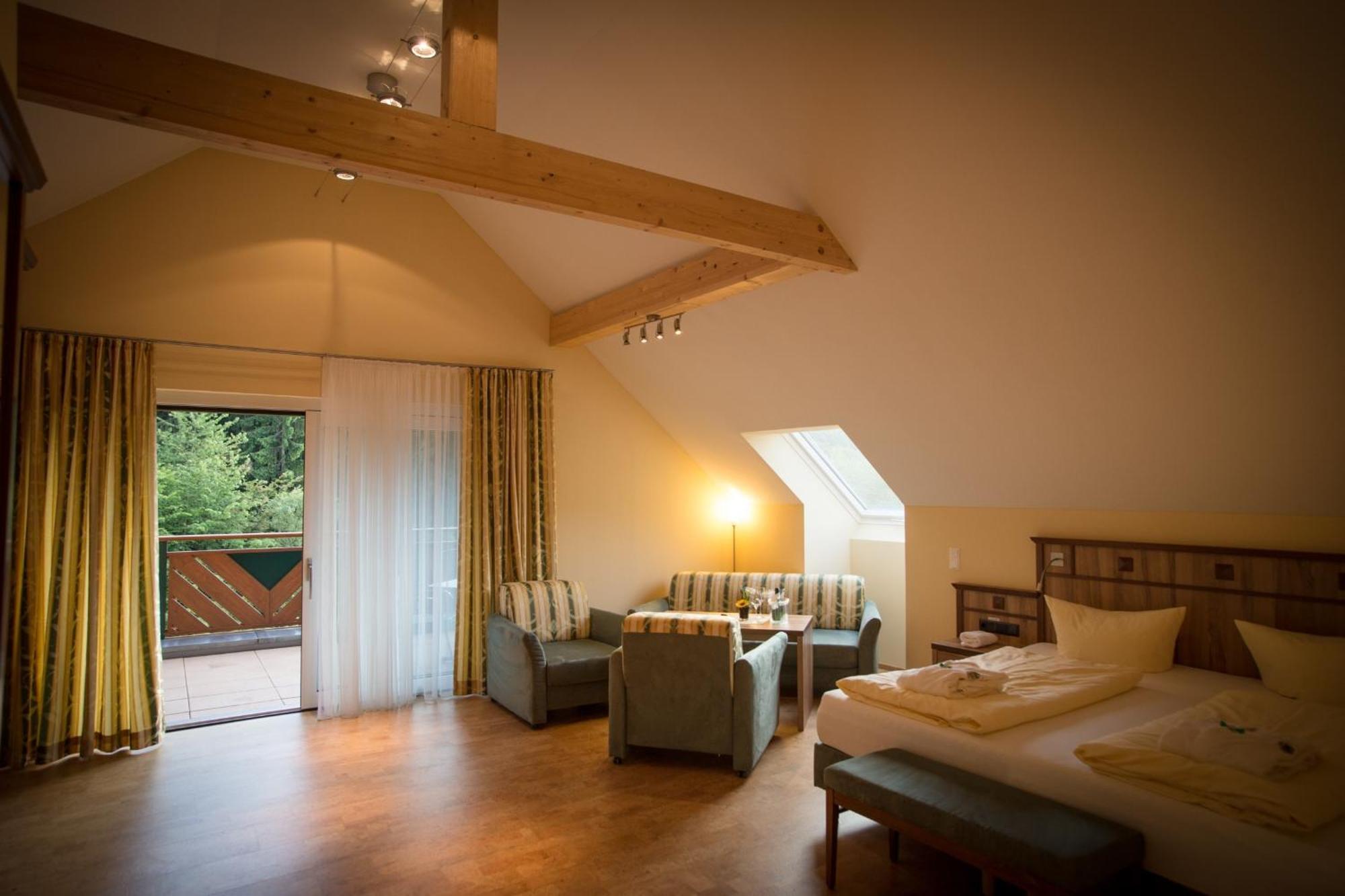 Wald-Hotel Heppe Dammbach 객실 사진