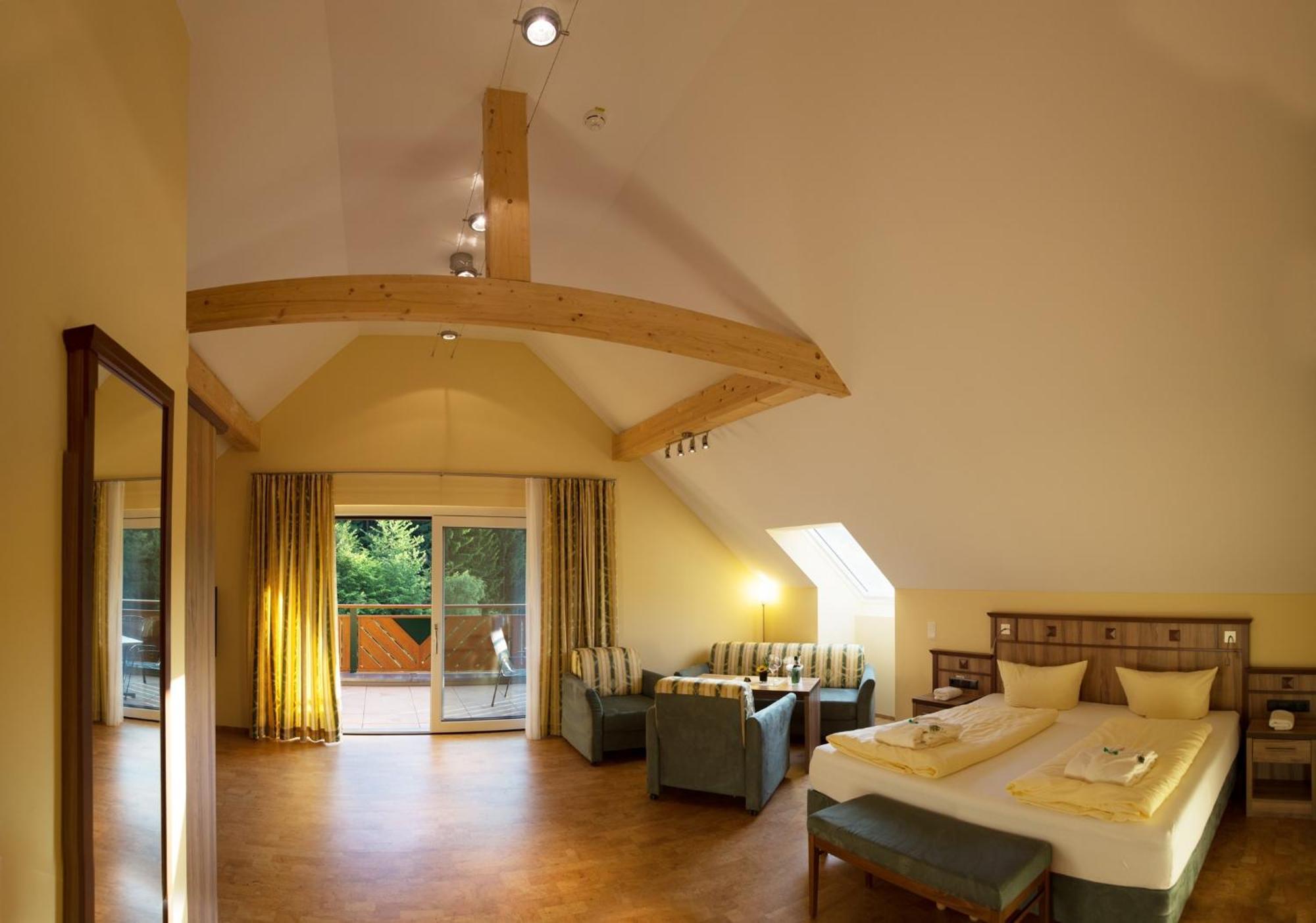 Wald-Hotel Heppe Dammbach 객실 사진