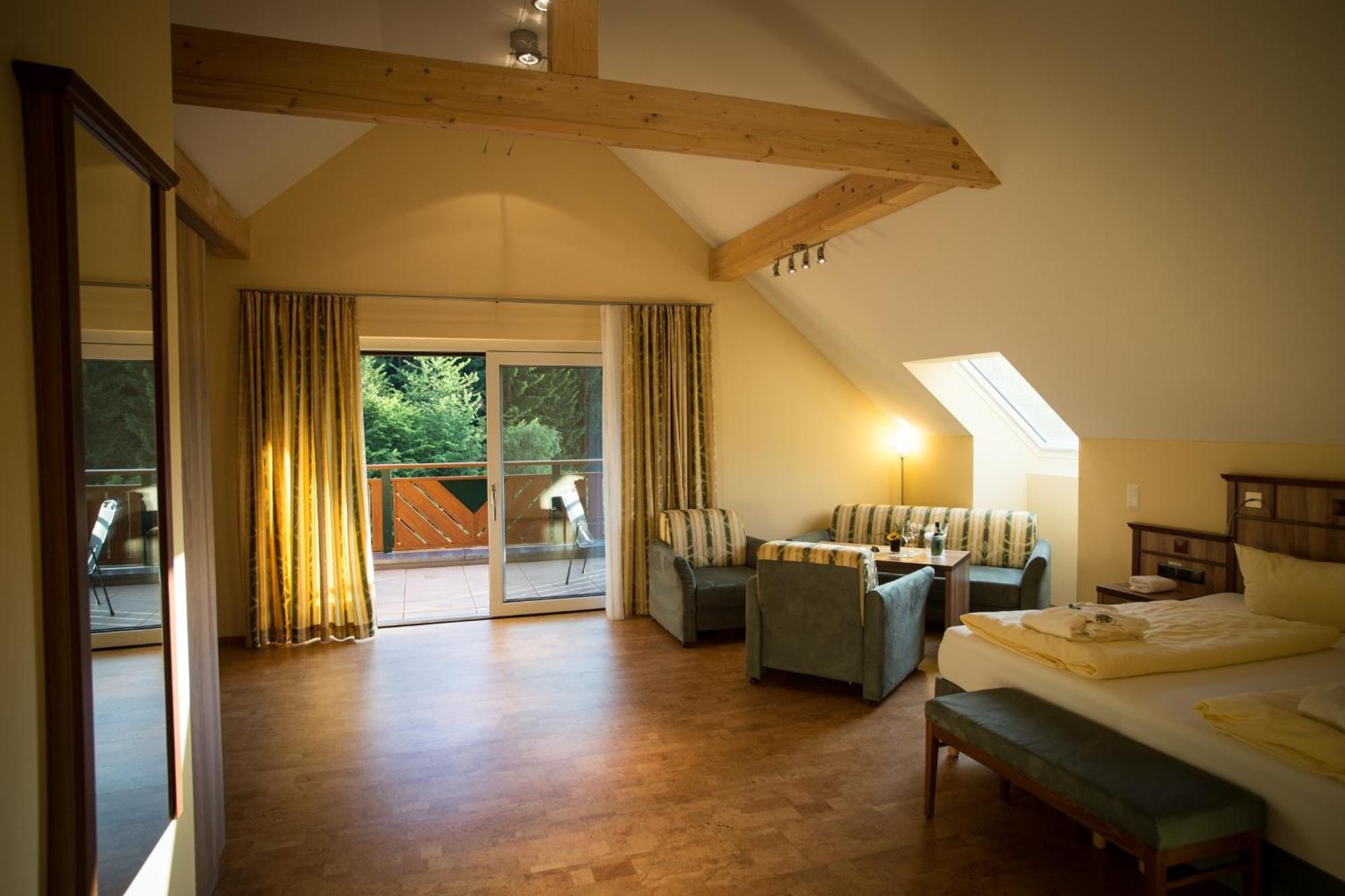 Wald-Hotel Heppe Dammbach 객실 사진